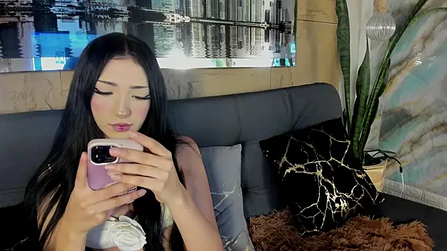 liiilyrose online show from June 2026 03:40:02 PM