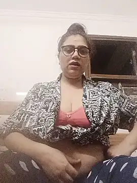 yourchahat27 online show from June 2026 08:40:02 PM