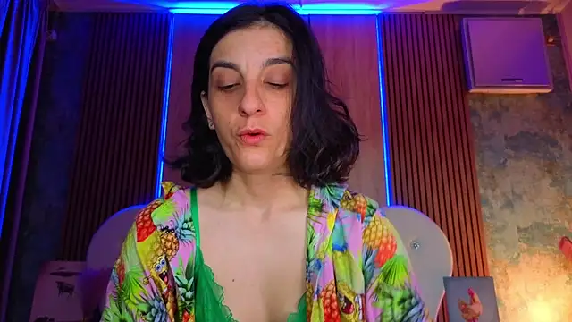 Snapshot of RedFlagXXX chatting on July 2026 05:33:02 AM RedFlagXXX online show from July 2026 05:33:02 AM