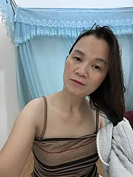 Lye lovely online show from June 2026 01:32:02 PM