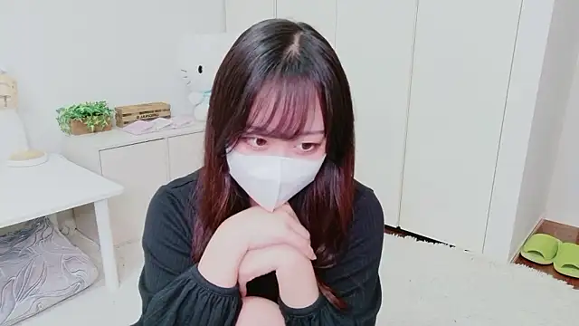 Snapshot of Mei--chan-- chatting on June 2026 03:53:01 AM Mei--chan-- online show from June 2026 03:53:01 AM