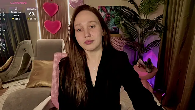 TinaShelton online show from May 2026 06:09:01 PM