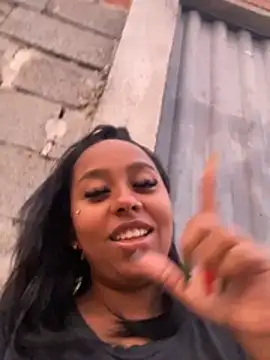 jhenannyy online show from July 2026 09:24:01 AM