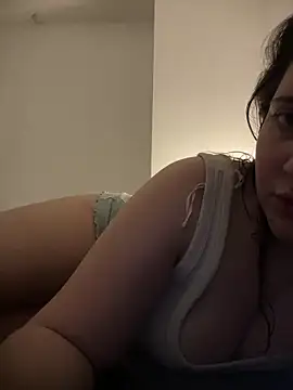 Shanleigh online show from May 2026 09:43:01 PM