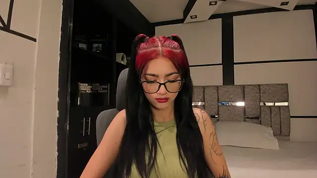 Snapshot of Nezukoo_1 chatting on May 2026 08:49:02 PM Nezukoo 1 online show from May 2026 08:49:02 PM