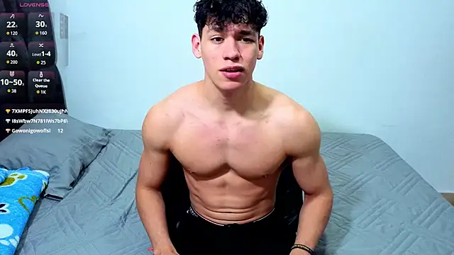 Luke Muscle online show from July 2026 01:09:02 AM