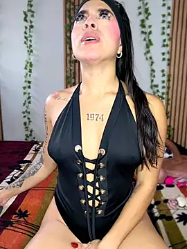 Eveliin   online show from June 2026 11:46:02 AM