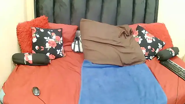 Naughtygirlxxx20 online show from July 2026 12:14:02 AM