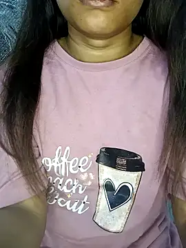 Snapshot of SONIYA-G chatting on June 2026 11:52:01 AM SONIYA-G online show from June 2026 11:52:01 AM