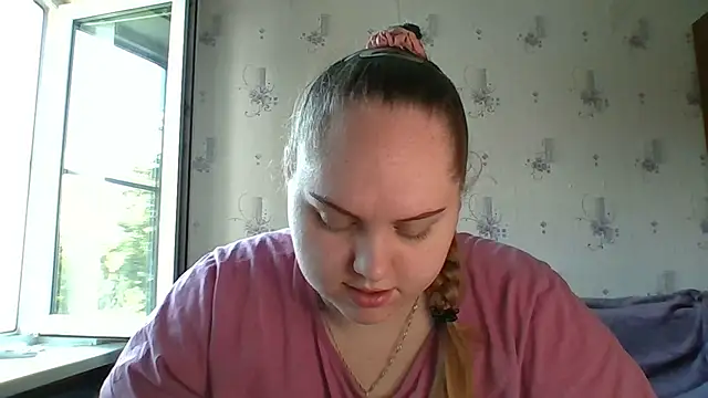 Snapshot of SoftHypnose chatting on June 2026 10:54:02 AM SoftHypnose online show from June 2026 10:54:02 AM