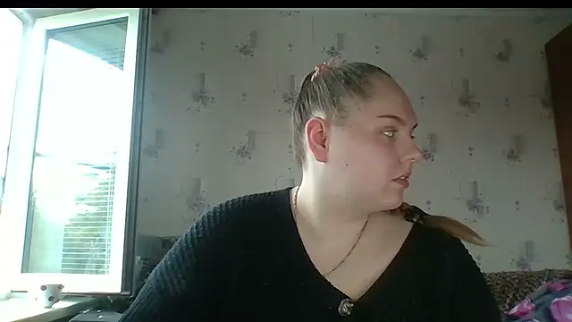 Snapshot of SoftHypnose chatting on June 2026 08:35:01 AM SoftHypnose online show from June 2026 08:35:01 AM