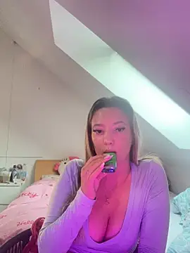 Evelina Nelson online show from June 2026 07:27:02 PM
