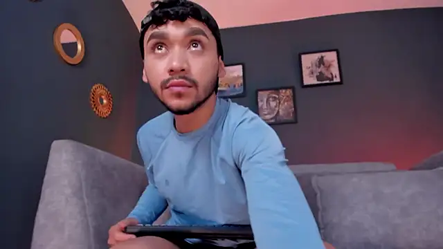 Norman Big cock online show from June 2026 08:55:02 PM