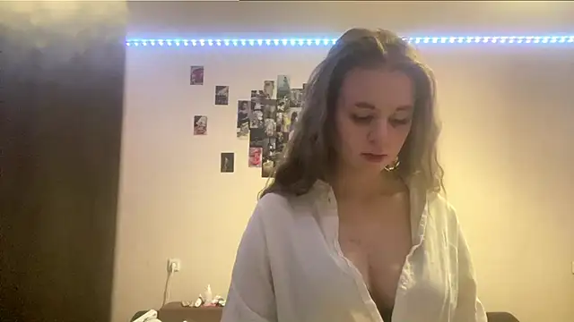 KrystalCarabine online show from May 2026 06:54:02 AM