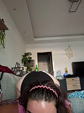 CurvyyMomy online show from July 2026 06:10:01 PM