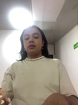 KendaallFox  online show from May 2026 11:06:01 AM