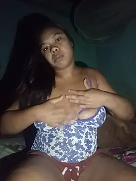 Snapshot of mygatinha69 chatting on June 2026 07:35:02 AM mygatinha69 online show from June 2026 07:35:02 AM