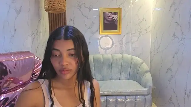valentina gomez s online show from June 2026 02:33:01 PM