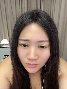 Luckysisi-s online show from June 2026 02:31:01 PM