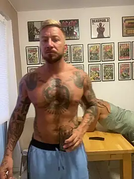 HotHotPursuit1 online show from June 2026 07:38:02 PM