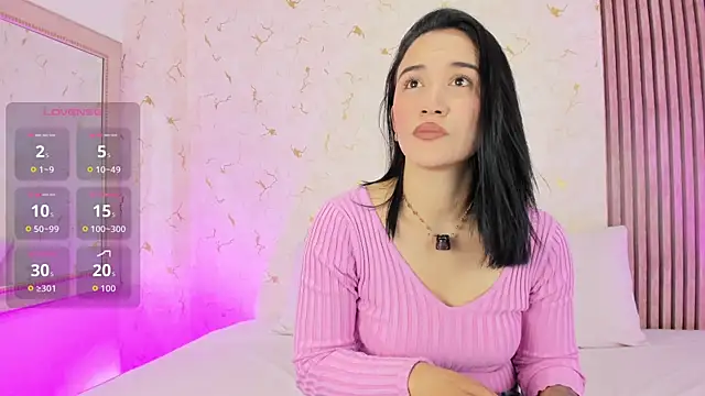 Snapshot of DaniRivers_ chatting on July 2026 07:38:01 PM DaniRivers online show from July 2026 07:38:01 PM