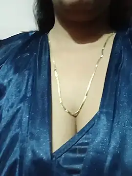 Snapshot of ShilpaSharma chatting on July 2026 05:07:02 PM ShilpaSharma online show from July 2026 05:07:02 PM