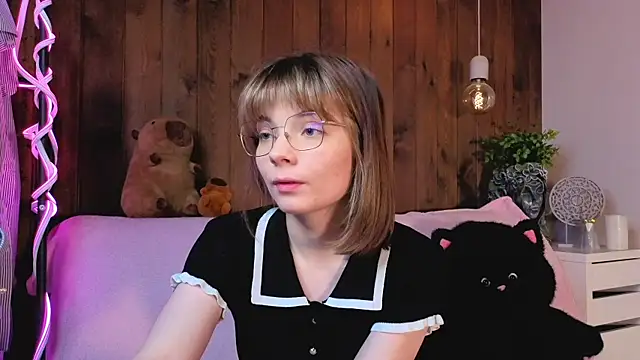 Snapshot of IvoryPesante chatting on June 2026 08:12:02 PM IvoryPesante online show from June 2026 08:12:02 PM