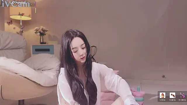 Snapshot of qianqianliao chatting on June 2026 07:13:02 AM qianqianliao online show from June 2026 07:13:02 AM