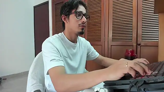 SrIncognito666 online show from July 2026 11:27:01 AM