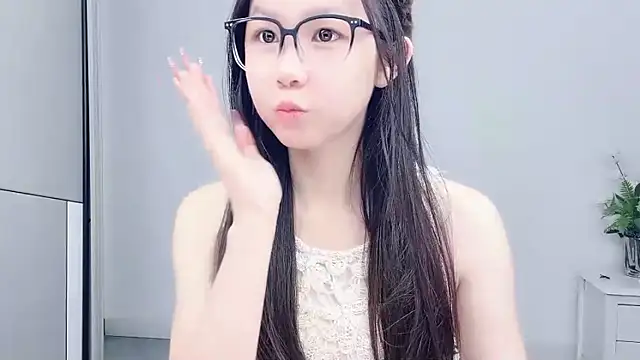 Snapshot of Rose_love69 chatting on July 2026 03:43:01 AM Rose love69 online show from July 2026 03:43:01 AM