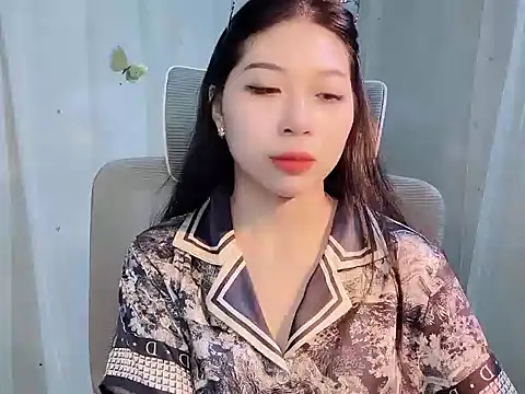Snapshot of -Naomii_ chatting on June 2026 12:41:02 AM -Naomii online show from June 2026 12:41:02 AM