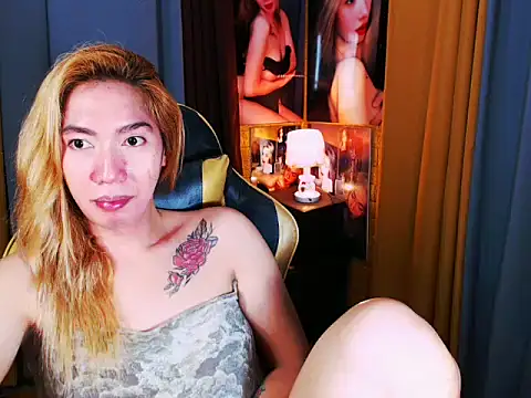 sexynaughtychristinaxx online show from June 2026 06:20:02 PM