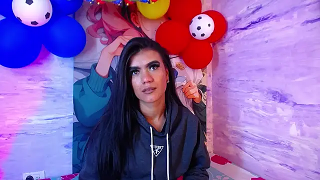 Shayla Gray online show from June 2026 11:33:01 AM