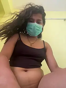 Yalina  online show from June 2026 07:17:02 AM