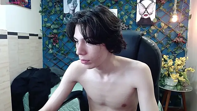 Julesx15 online show from June 2026 12:55:01 PM