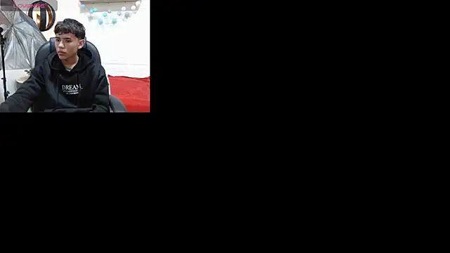 Snapshot of Ryan_grayx chatting on July 2026 03:12:02 PM Ryan grayx online show from July 2026 03:12:02 PM