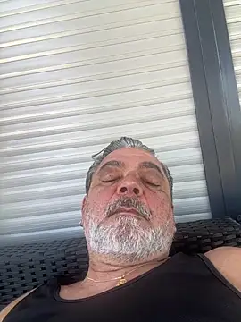Snapshot of ramoon1965 chatting on July 2026 09:29:02 AM ramoon1965 online show from July 2026 09:29:02 AM