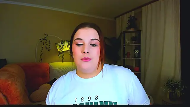 OliviaTwens online show from June 2026 03:09:02 AM