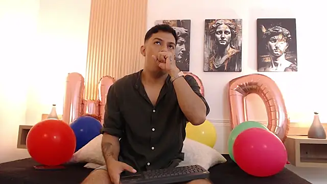 Snapshot of Diego_salvatore chatting on June 2026 02:40:02 PM Diego salvatore online show from June 2026 02:40:02 PM