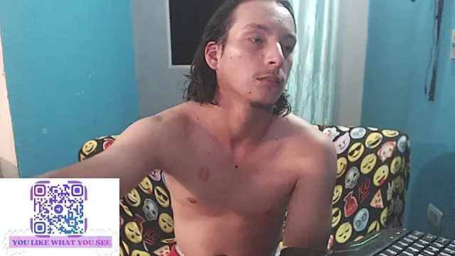 Snapshot of MrKingsaintx chatting on July 2026 12:40:01 AM MrKingsaintx online show from July 2026 12:40:01 AM
