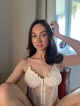 Maryana Ro online show from June 2026 04:56:02 PM