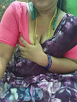Snapshot of Tamil-kaviya98 chatting on July 2026 06:35:02 AM Tamil-kaviya98 online show from July 2026 06:35:02 AM