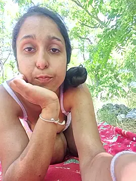 Snapshot of Linda_Minda chatting on June 2026 10:39:01 AM Linda Minda online show from June 2026 10:39:01 AM