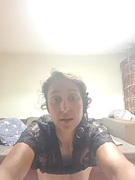 Snapshot of Linda_Minda chatting on July 2026 08:57:02 PM Linda Minda online show from July 2026 08:57:02 PM
