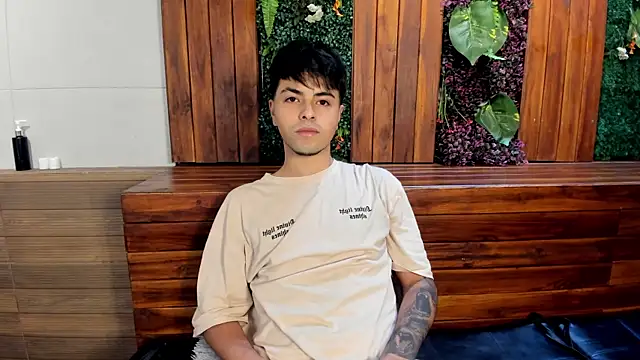 FedeViale online show from June 2026 03:44:01 AM
