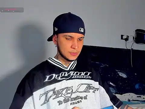 jacob lautnerr online show from June 2026 12:02:02 AM