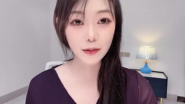smalldaiwang online show from June 2026 03:20:02 AM