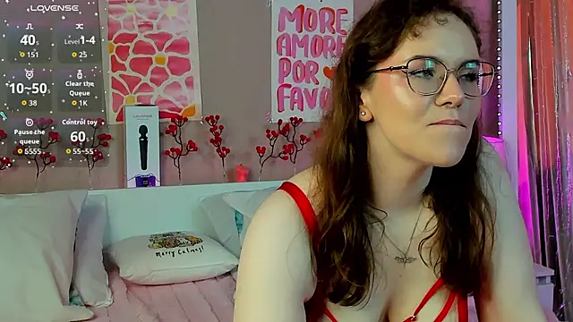 Snapshot of KristinaMay chatting on June 2026 02:09:02 AM KristinaMay online show from June 2026 02:09:02 AM