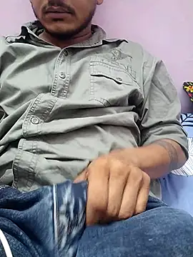 Snapshot of Dakuu_A chatting on July 2026 04:42:02 PM Dakuu A online show from July 2026 04:42:02 PM