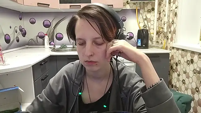 Saranade online show from June 2026 05:28:02 PM